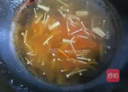 Golden Needle Carrot Soup (Vegetarian Recipe Illustration 8
