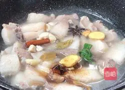 Illustration of how to make braised pork 6