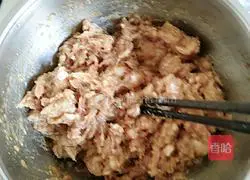 Nutritious and delicious oatmeal, pumpkin, beans and meat buns recipe 4