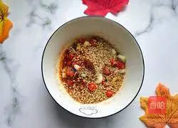 Illustration of how to make eggplant salad (with universal salad juice preparation method included) 10