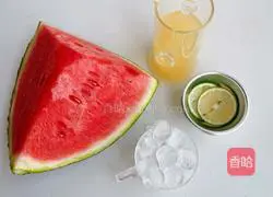 Illustration of how to make salted carambola juice, watermelon and lemon drink 1