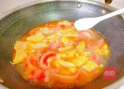 Mom’s Tomato and Egg Soup Recipe Illustration 13