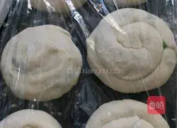 Illustration of how to make hand cakes 10