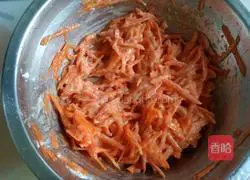 Illustration of how to make carrot and egg soft cake 5