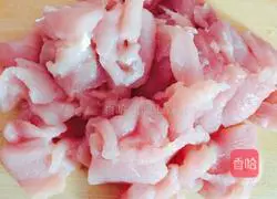 Illustration of how to make smooth pork noodles 2