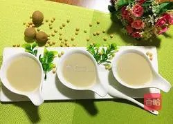 Illustration of how to make red dates and longan soy milk 4