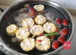 Illustration of how to make pork rib soup 4