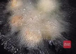 Illustration of how to make radish meatballs 6