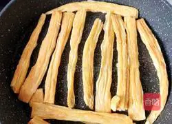 Illustration of homemade spicy strips 3