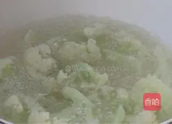 Illustration of how to make dry pot cauliflower 6