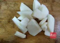 Illustration of how to make pear juice 1