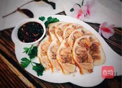 Illustration of how to make white cut hoof bones 11