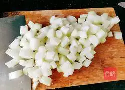 Illustration of how to make wolfberry melon 4