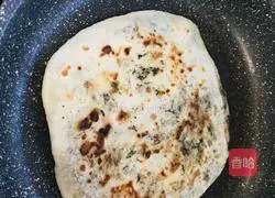 Illustration of how to make prune pancake 10