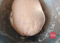 How to make black whole wheat steamed buns Illustration 5