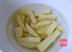 Illustration of how to make snacks with reduced oil version of French fries 3