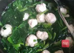 Spinach and meatball soup recipe 11