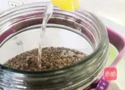 Illustration of how to make grape vinegar 8