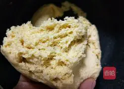 Illustration of how to make milk-flavored cornmeal pancakes (coarse grains) 7