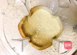 Illustration of how to make homemade red date yogurt 6