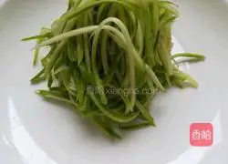 Illustration of how to make cold West Lake fungus 7