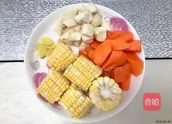 Illustration of how to make black chicken soup 1