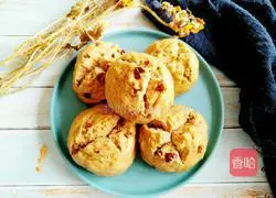 Illustration of how to make red date blossom steamed buns 16