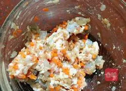 Illustration of how to make crystal shrimp dumplings 2