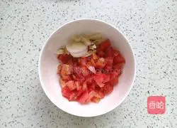 Illustration of making scissor noodles 3