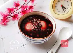Red bean, black rice and egg sweet soup recipe 9