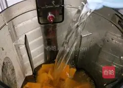 Illustration of how to make pumpkin millet paste 7