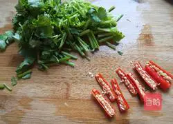 Xinwen Gourmet White Radish Spicy Salad Recipe Illustration 7