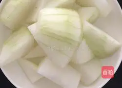 How to make winter melon and barley bone soup Illustration 1