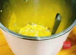 Illustration of how to make fragrant corn juice 2