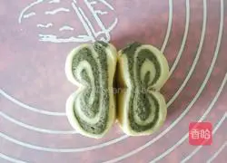 Illustration of how to make black sesame butterfly steamed buns 12