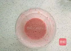 Strawberry Milkshake Recipe Illustration 5