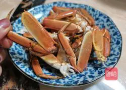 Illustration of how to make steamed eggs with crab sticks 4