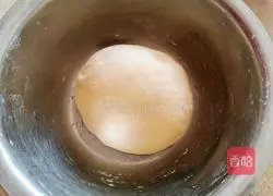 Illustration of how to remove rings from Zibo snacks 3