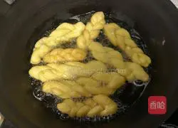 Illustration of home-made twists 4