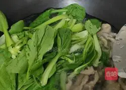 Illustration of how to make hot and sour vermicelli soup 4