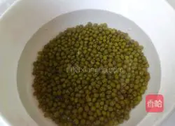 Illustration of how to make mung bean soup 2