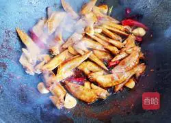 Illustration of how to make spicy chicken wing tips 10