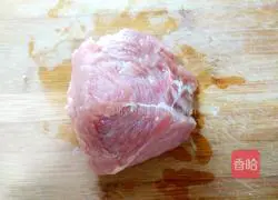 Illustration of how to make Chinese cabbage and meat wontons 10