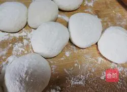 Illustration of making sugar triangle 5