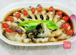 Illustration of how to make peacock open fish 11