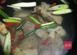 Yam and wolfberry bone soup recipe 10