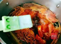 Yellow Tomato Cordyceps Flower Chicken Soup Recipe Illustration 12