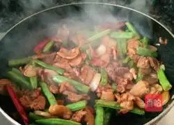 Beans Illustration of braised noodles 10