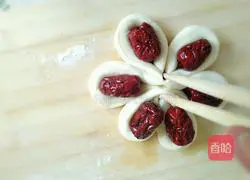 Illustration of how to make flower steamed buns 9