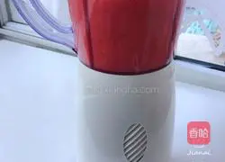 Fruit Creative Dish Little Strawberry Falling in Love with Pears Illustration 9